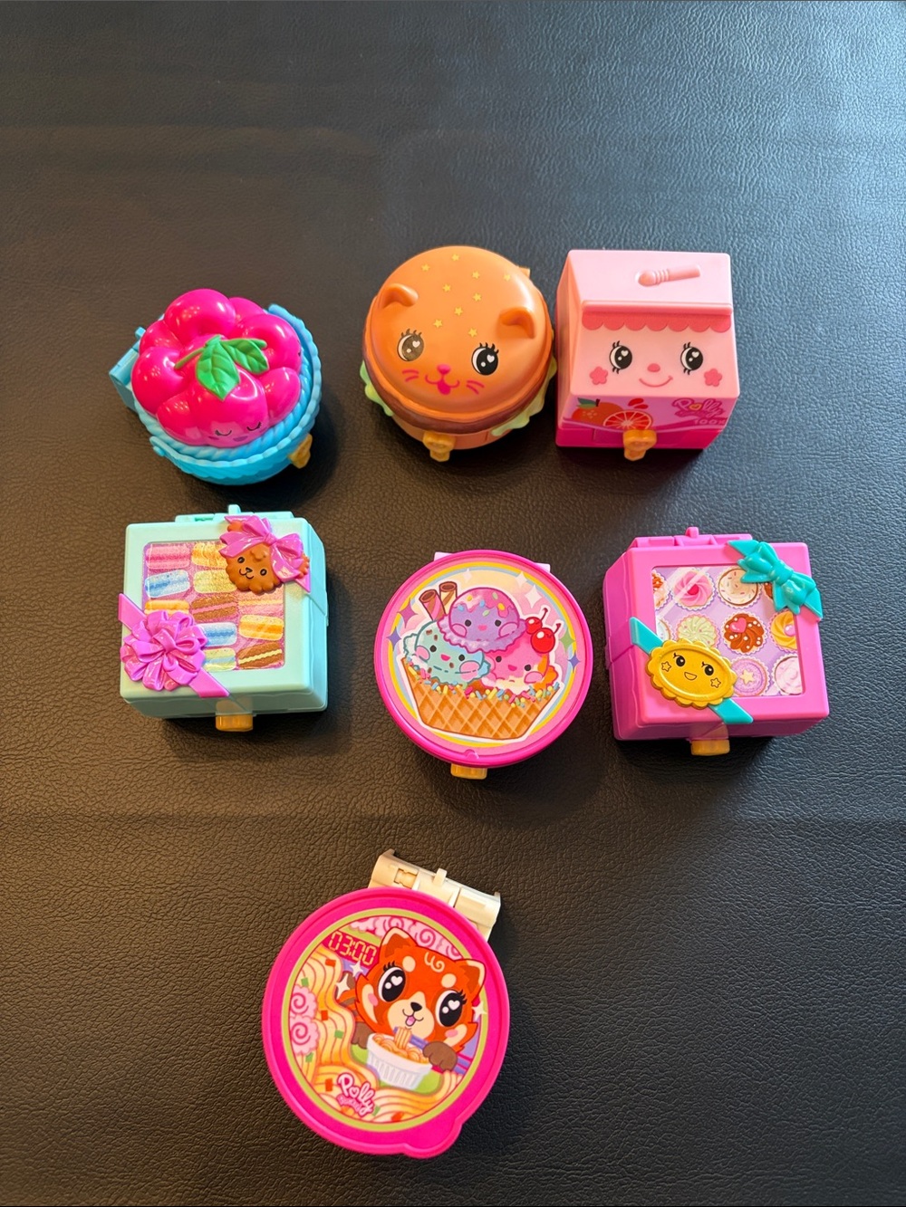 Polly pocket